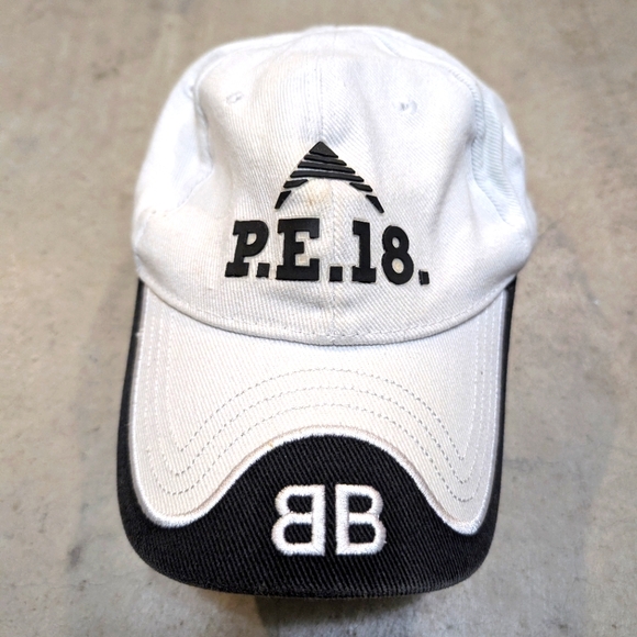 Balenciaga P.E.18 Cap Strap Back Hat Flaws White - Picture 1 of 9